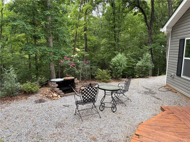 312 Aurum Hill Drive, Cleveland, GA 30528