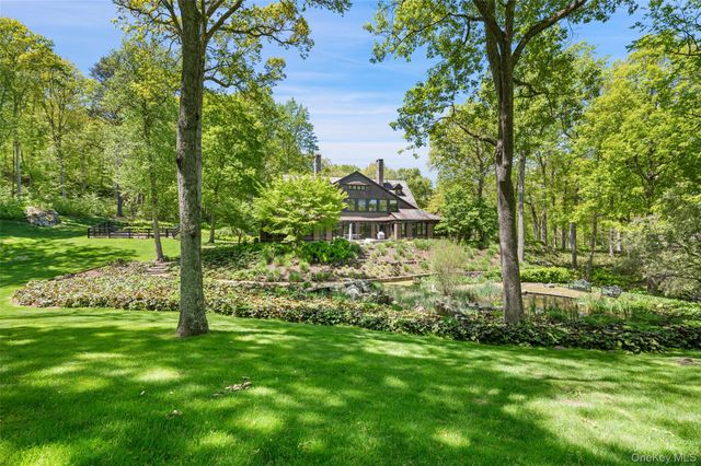 401 Pea Pond Road, Katonah, NY 10536