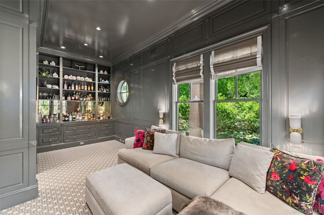 401 Pea Pond Road, Katonah, NY 10536