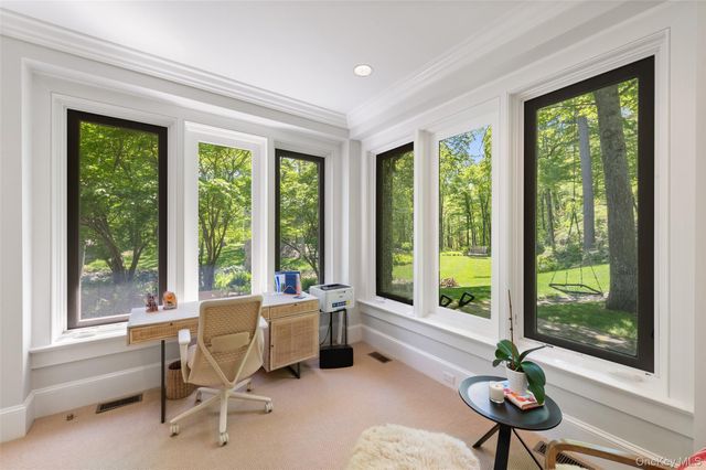 401 Pea Pond Road, Katonah, NY 10536