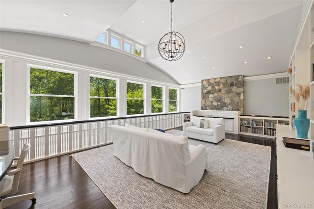 401 Pea Pond Road, Katonah, NY 10536