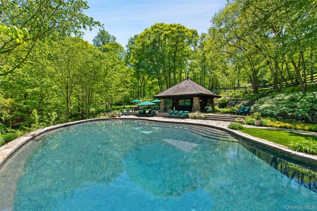 401 Pea Pond Road, Katonah, NY 10536