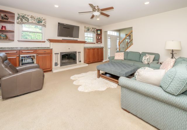 515 Kluemper Court, Fort Wright, KY 41011