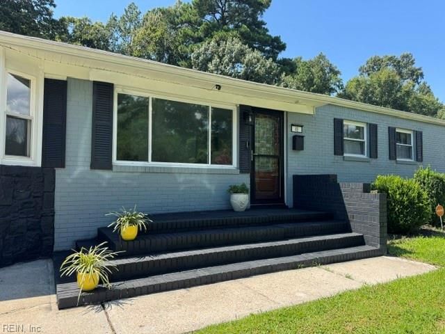 48 Cornwall TER, Hampton, VA 23666