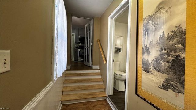 48 Cornwall TER, Hampton, VA 23666