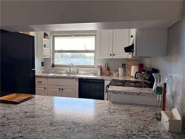 106 Fairway Court, Lake Placid, FL 33852