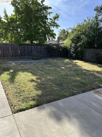 2358 Wright Ave, Pinole, CA 94564
