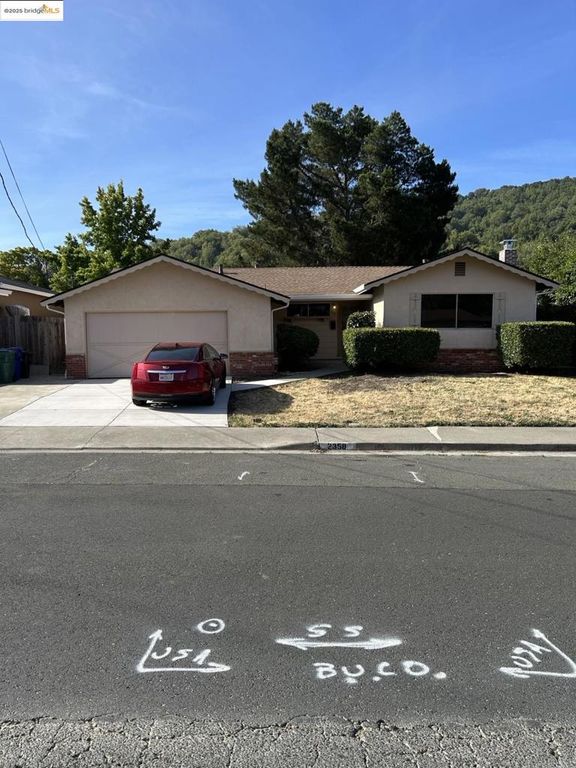 2358 Wright Ave, Pinole, CA 94564