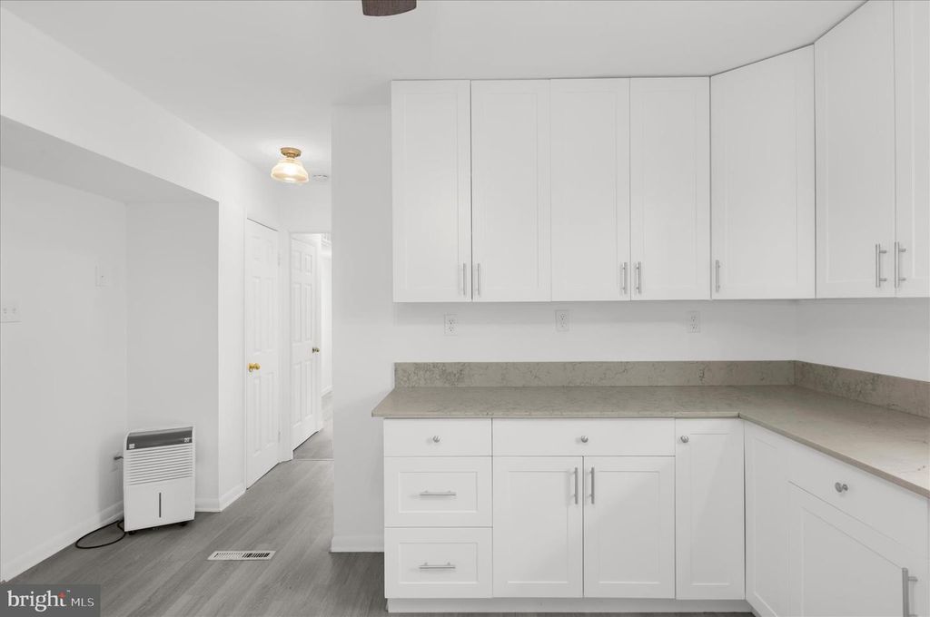 Image 21 of property listing at 3805 7TH ST, North Beach, MD 20714