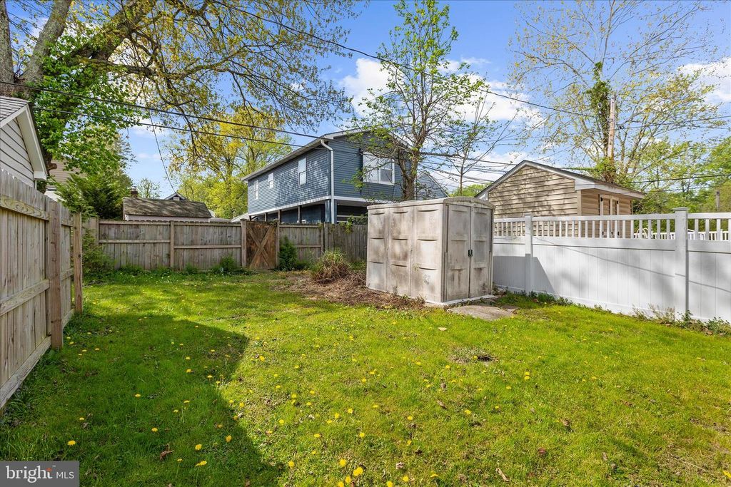 Image 25 of property listing at 3805 7TH ST, North Beach, MD 20714