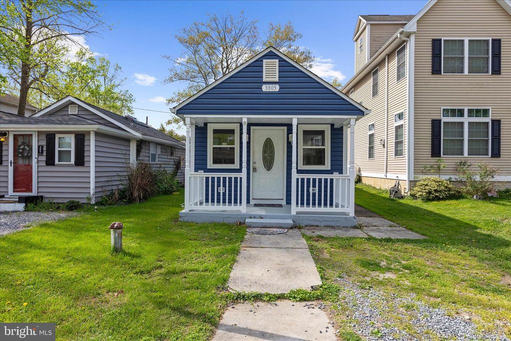 Image 2 of property listing at 3805 7TH ST, North Beach, MD 20714