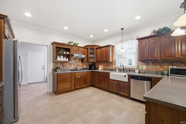 3542 Burnley Drive, West Lafayette, IN 47906