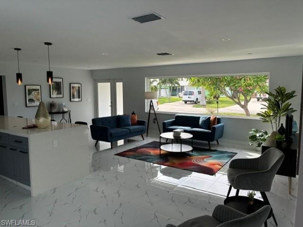 1212 SE 43rd TER, CAPE CORAL, FL 33904 — photo 4