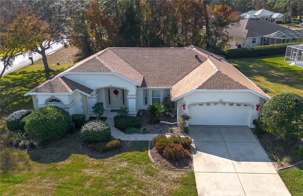 Image 1 of property listing at 67 LAKE DIAMOND BLVD., Ocala, FL 34472