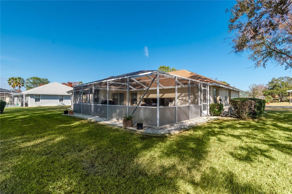 Image 27 of property listing at 67 LAKE DIAMOND BLVD., Ocala, FL 34472