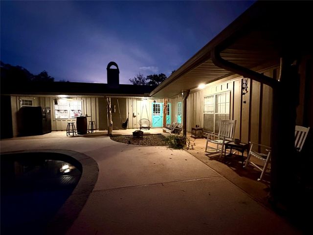 300 Bayou Drive, Beaumont, TX 77705