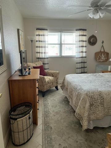 84 Saxony B, Delray Beach, FL 33446