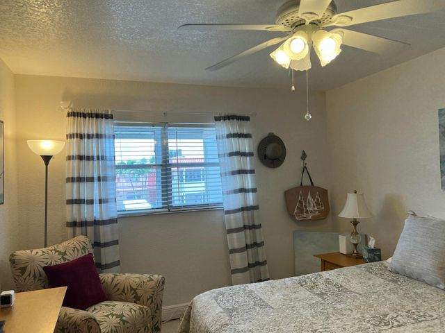 84 Saxony B, Delray Beach, FL 33446