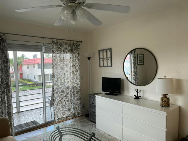 84 Saxony B, Delray Beach, FL 33446