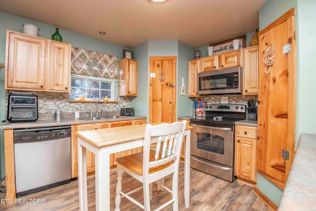 5108 Gray Rd, Knoxville, TN 37938