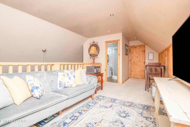 5108 Gray Rd, Knoxville, TN 37938