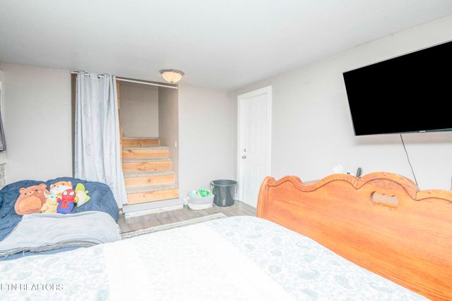 5108 Gray Rd, Knoxville, TN 37938