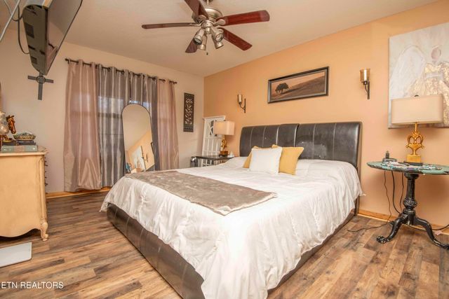 5108 Gray Rd, Knoxville, TN 37938