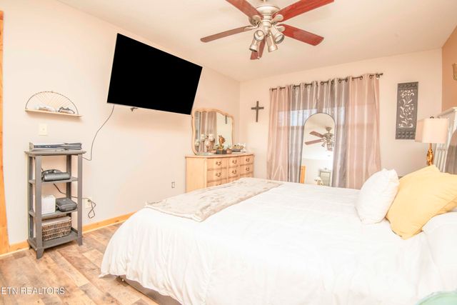 5108 Gray Rd, Knoxville, TN 37938