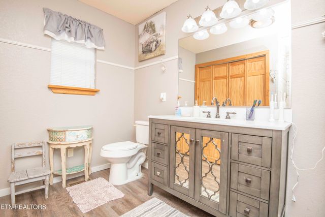 5108 Gray Rd, Knoxville, TN 37938