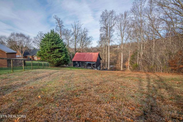 5108 Gray Rd, Knoxville, TN 37938