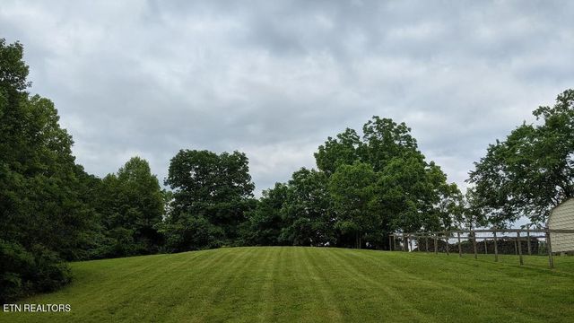 5108 Gray Rd, Knoxville, TN 37938