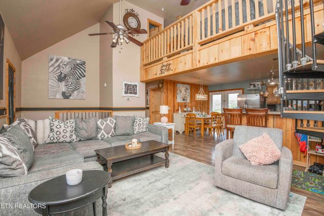 5108 Gray Rd, Knoxville, TN 37938