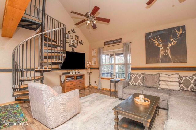 5108 Gray Rd, Knoxville, TN 37938