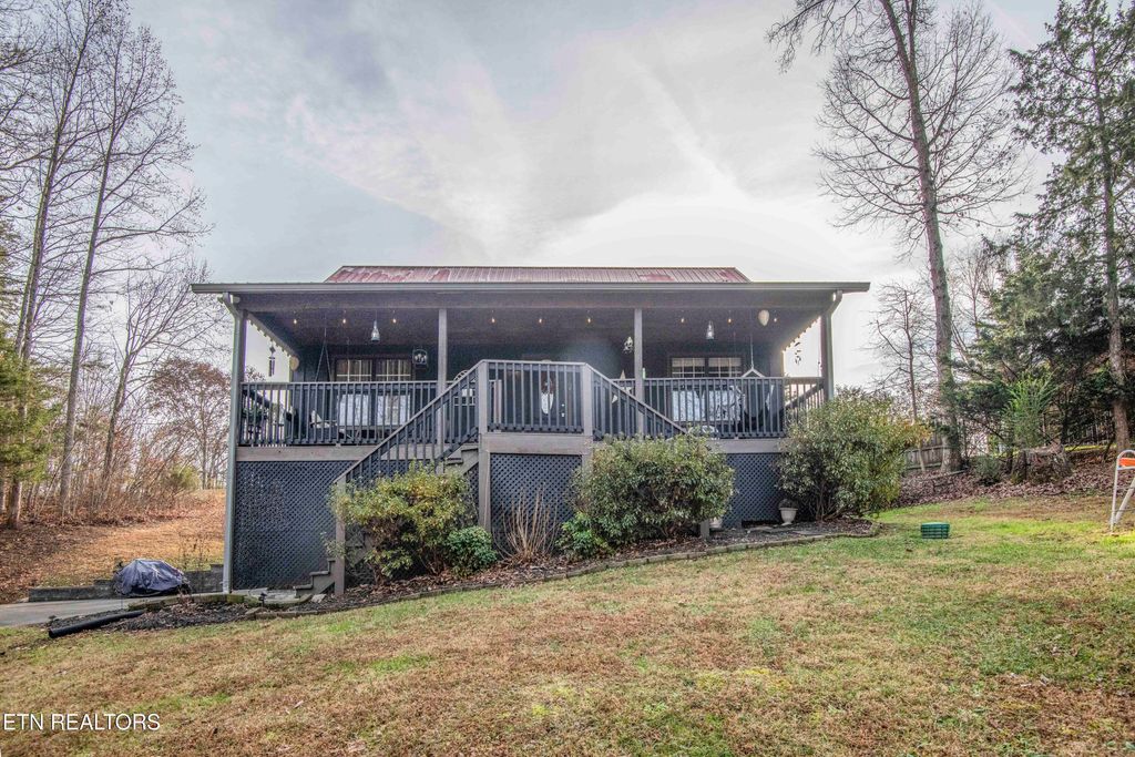 5108 Gray Rd, Knoxville, TN 37938