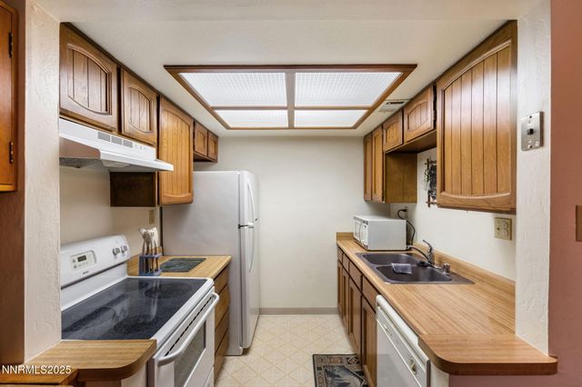 2282 Cannonball Road, Sparks, NV 89431