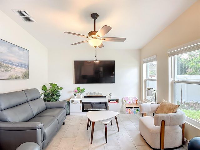 292 ARBUTHNOT STREET, Winter Haven, FL 33881