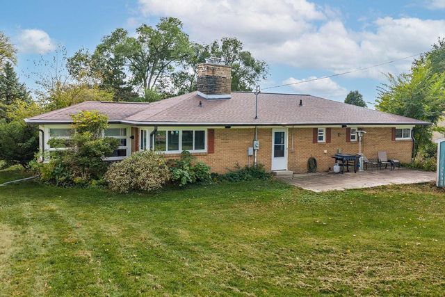 421 Roblee Road, Baraboo, WI 53913