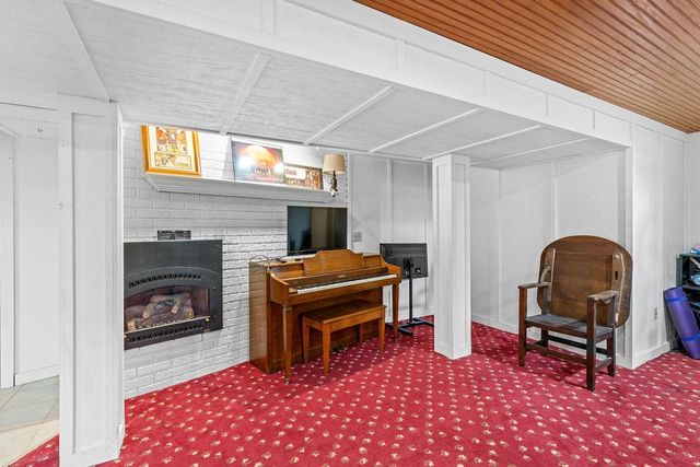 421 Roblee Road, Baraboo, WI 53913