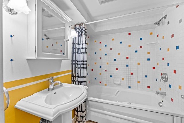 421 Roblee Road, Baraboo, WI 53913