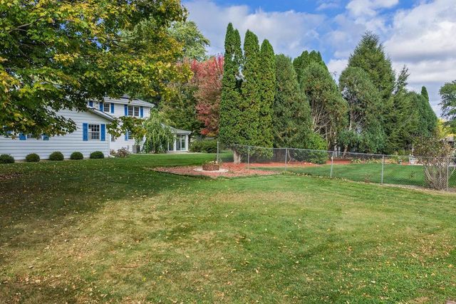 421 Roblee Road, Baraboo, WI 53913