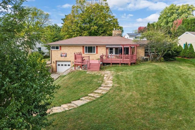 421 Roblee Road, Baraboo, WI 53913