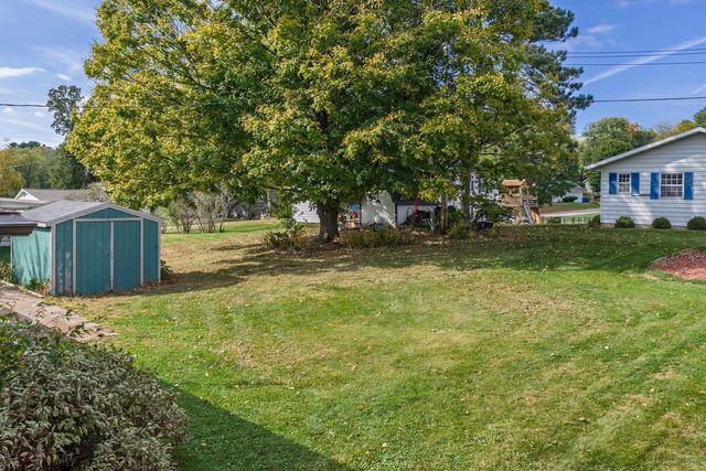 421 Roblee Road, Baraboo, WI 53913