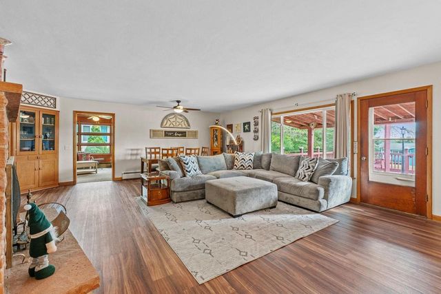 421 Roblee Road, Baraboo, WI 53913