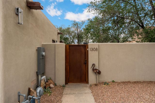 1308 Cibola, Santa Fe, NM 87501
