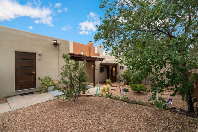 1308 Cibola, Santa Fe, NM 87501