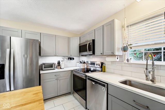 729 Weghorst Street, Indianapolis, IN 46203