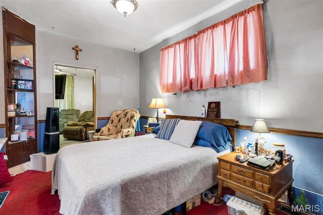 5324 West Avenue, St Louis, MO 63116