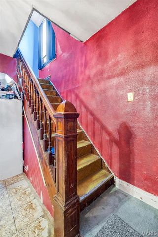 5324 West Avenue, St Louis, MO 63116