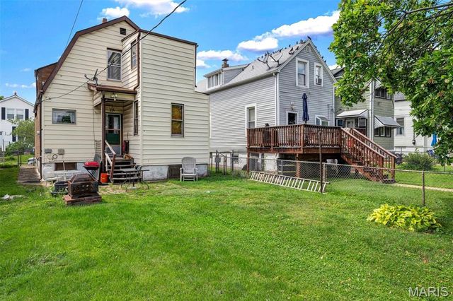 5324 West Avenue, St Louis, MO 63116