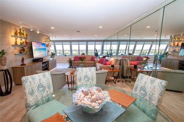 1200 E PEPPERTREE LANE 601, Sarasota, FL 34242